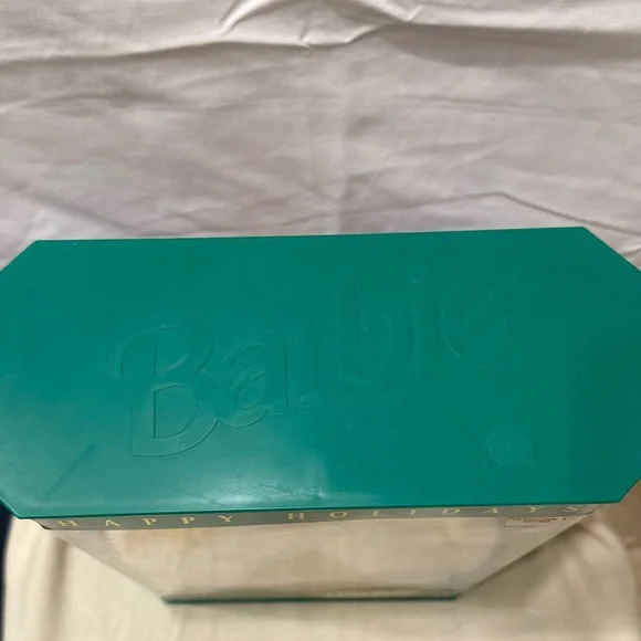 Barbie | Happy Holidays Barbie | Year 1994 - Picture 3 of 3